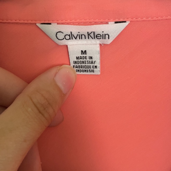 Medium Pink Sleeveless Calvin Klein Top - Picture 2 of 7